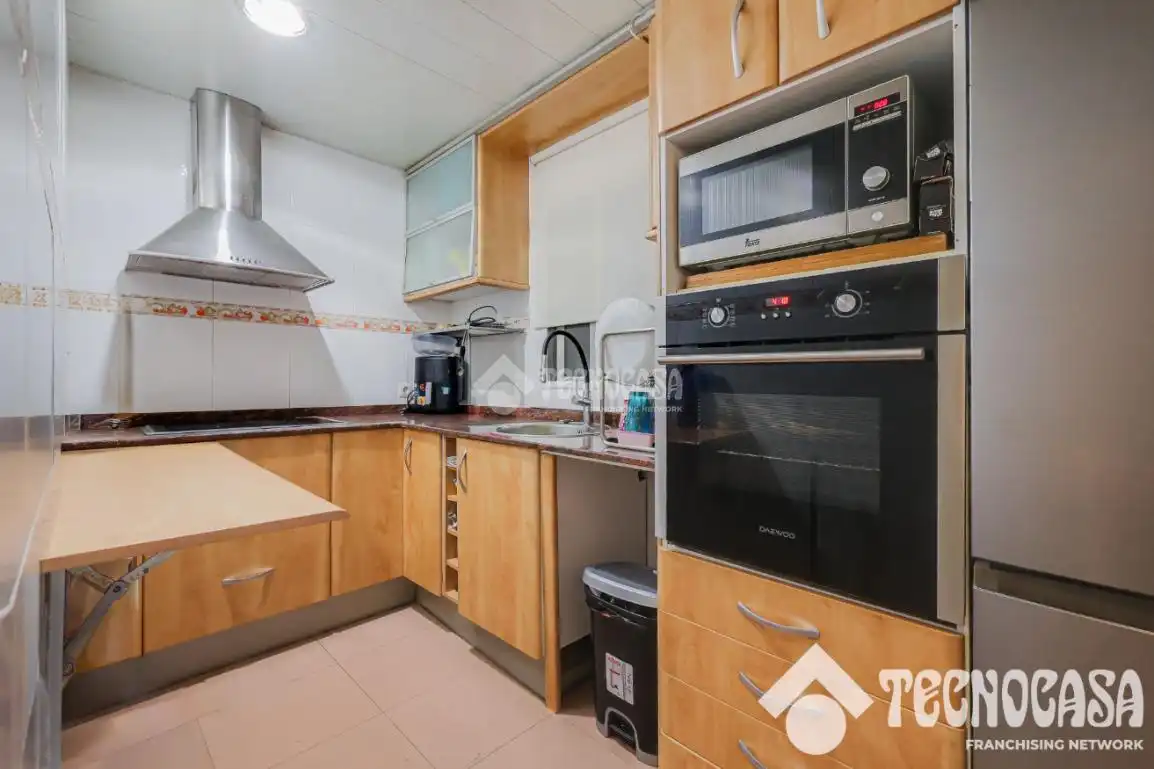 Piso con terraza en venta en Nou Barris, imagen 17