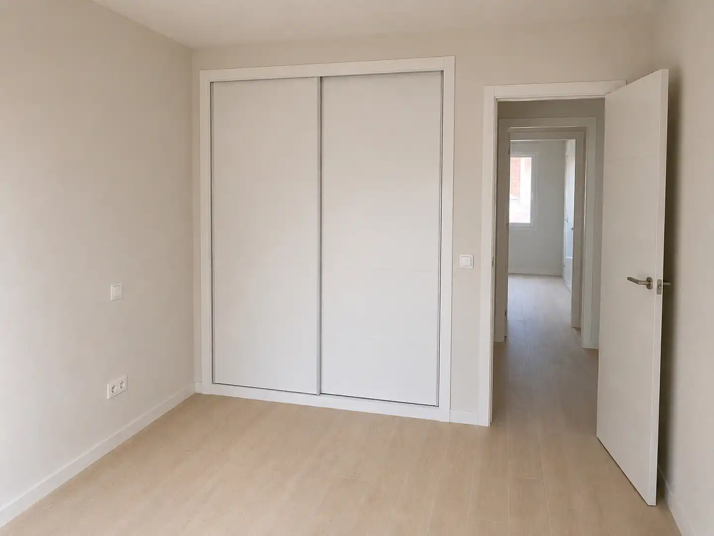 Casa en venta en Calle de Zaragoza, imagen 2