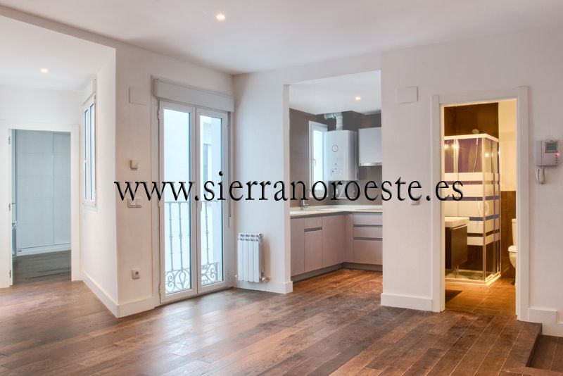Bedroom of Flat for sale in  Madrid Capital  with Air Conditioner, Heating and Parquet flooring