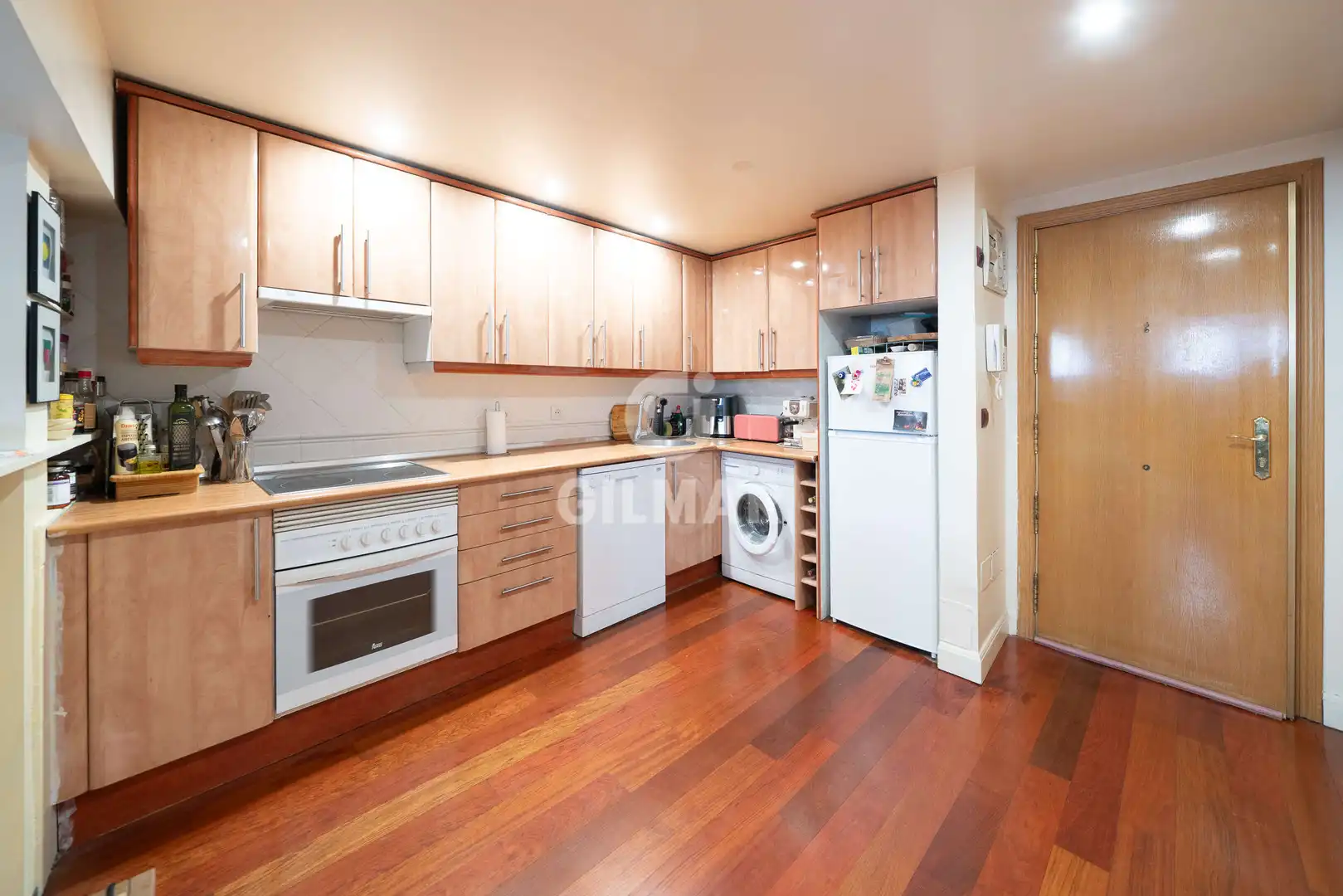 Küche von Maisonette zum Verkauf in Madrid mit Heizung