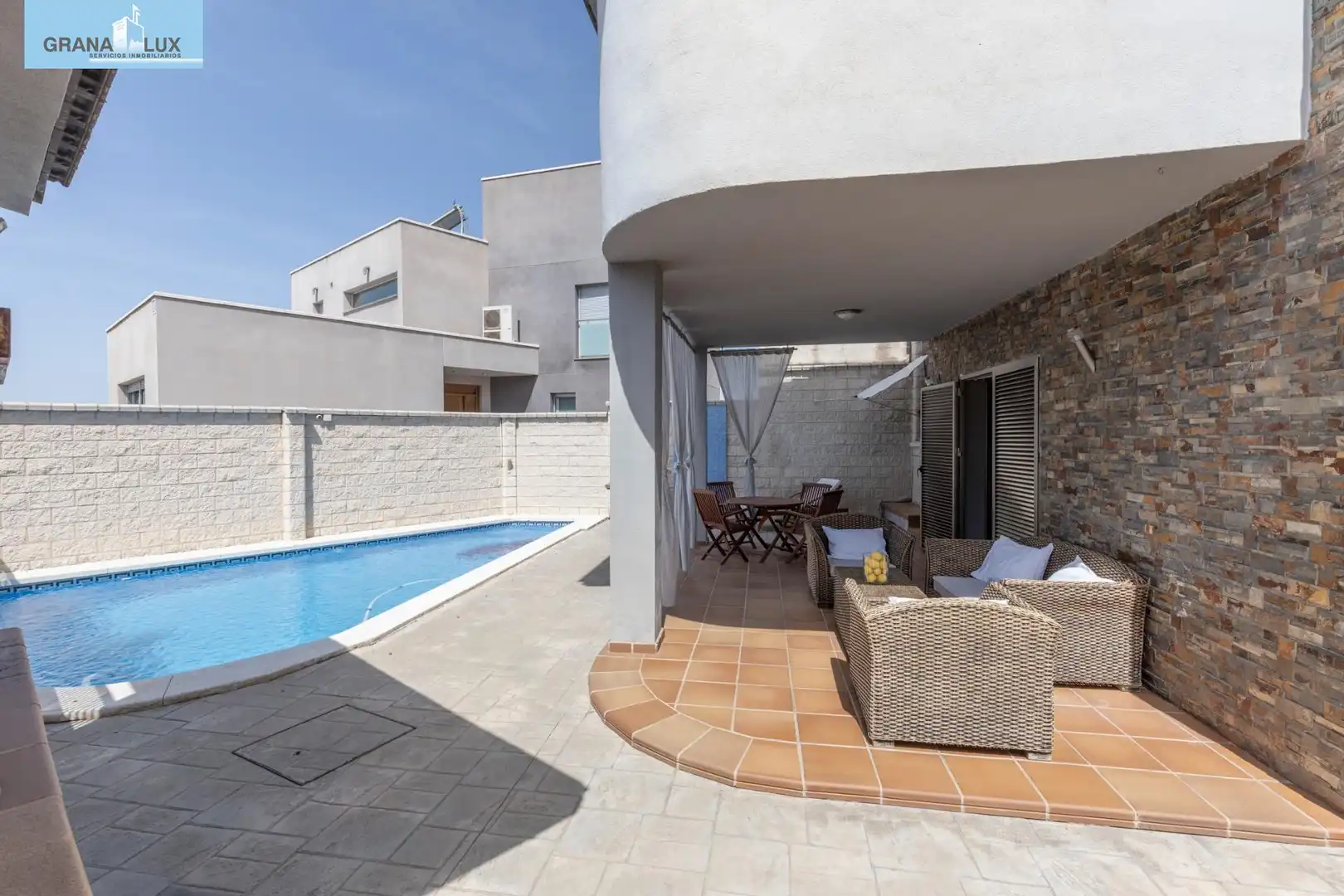 Casa amb piscina en venda a Avenida Parque García Lorca, imagen 3