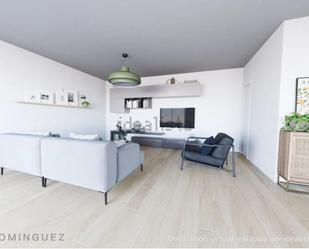 Sala d'estar de Casa o xalet en venda en Redondela amb Terrassa