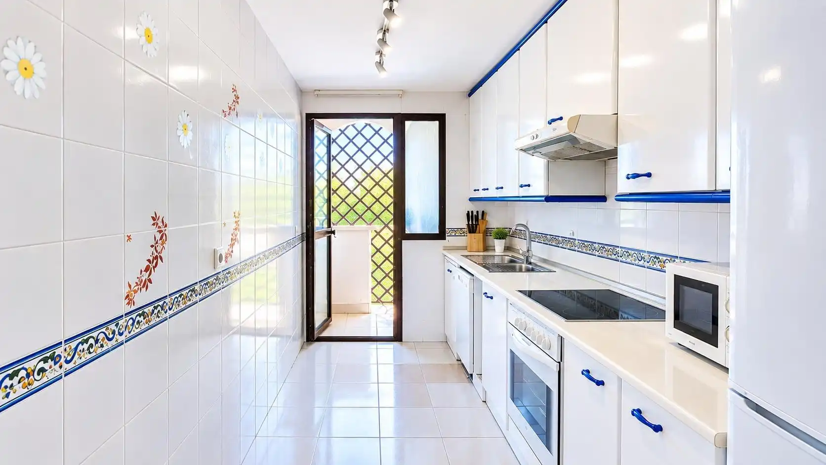Apartment with pool for sale in Urbanizacion LOMAS MARBELLA CLUB, imagen 15