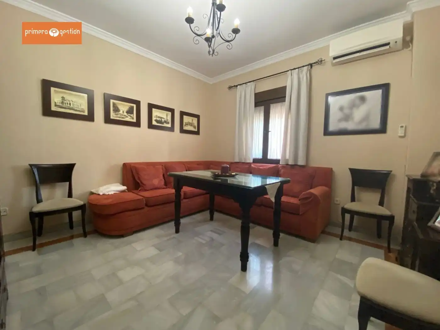 Sala de estar de Casa o chalet en venta en Lora del Río con Aire acondicionado, Calefacción y Terraza