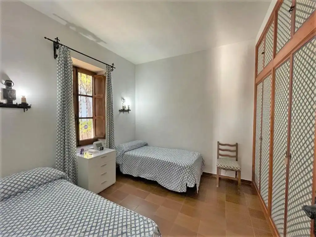 Schlafzimmer von Haus oder Chalet zum Verkauf in Náquera mit Klimaanlage, Heizung und Privatgarten