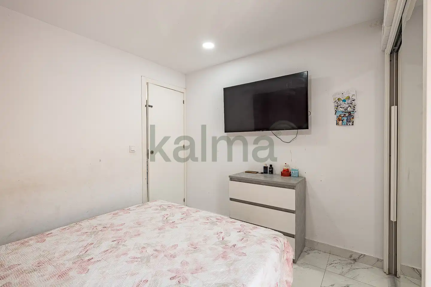 Habitación de Piso en venta en Santa Coloma de Gramenet con Aire acondicionado, Calefacción y Amueblado