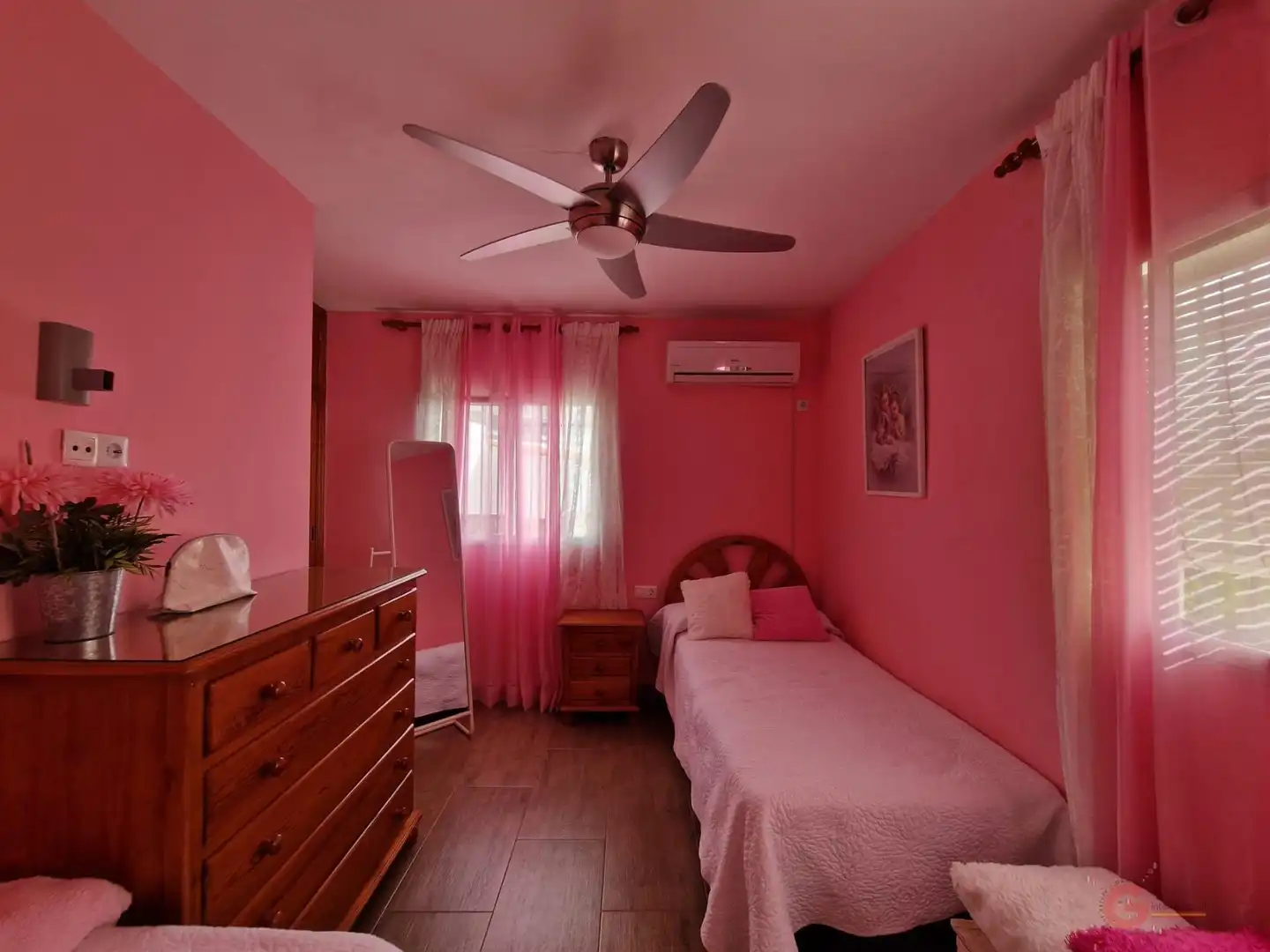 Country homes for sale in Lobres