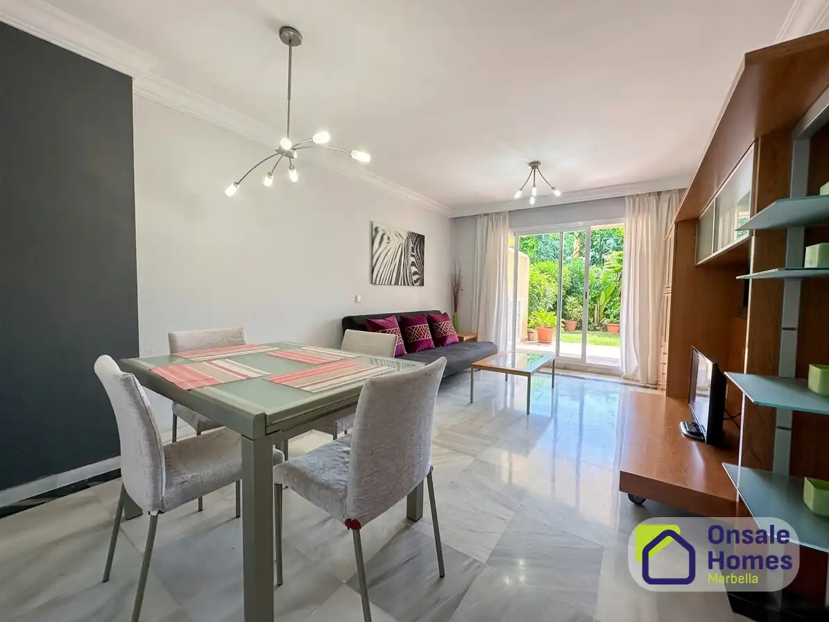Comedor de Piso en venta en Marbella con Aire acondicionado, Terraza y Trastero