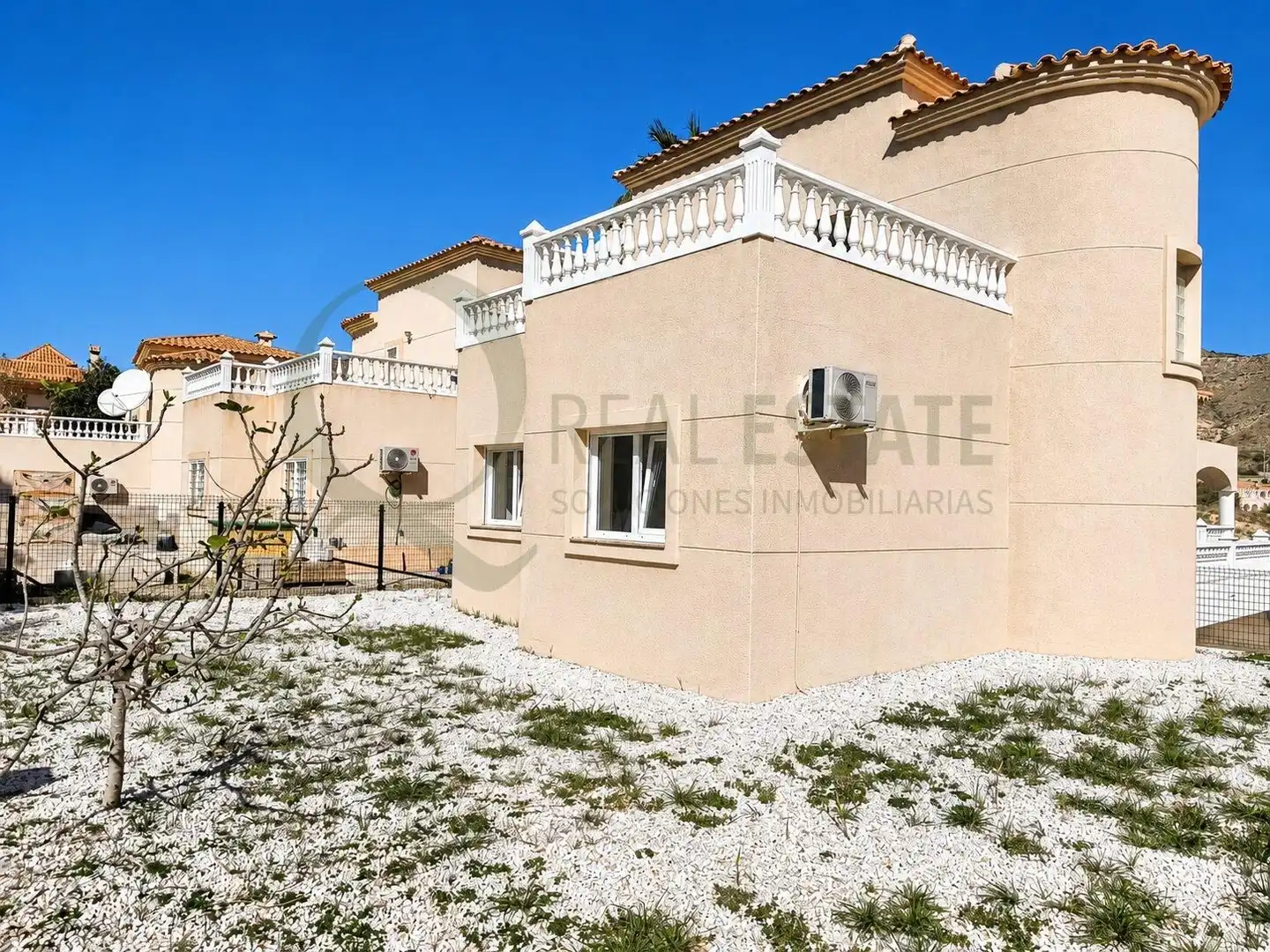 Detached house with garden for sale in Calle Calle Torrevella, imagen 37