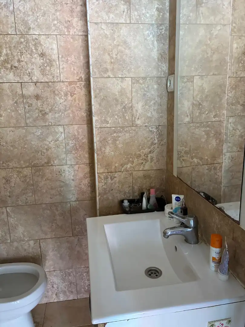 Bany de Dúplex en venda en Mataró amb Terrassa, Moblat i Forn