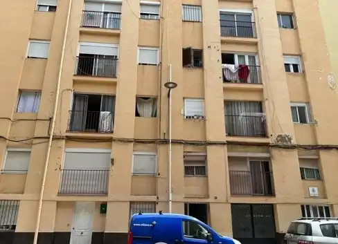 Vista exterior de Piso en venta en Reus