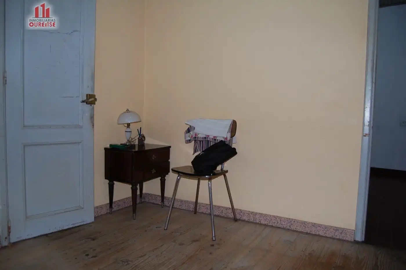 Bedroom of Houses for sale in San Cibrao das Viñas  with Balcony