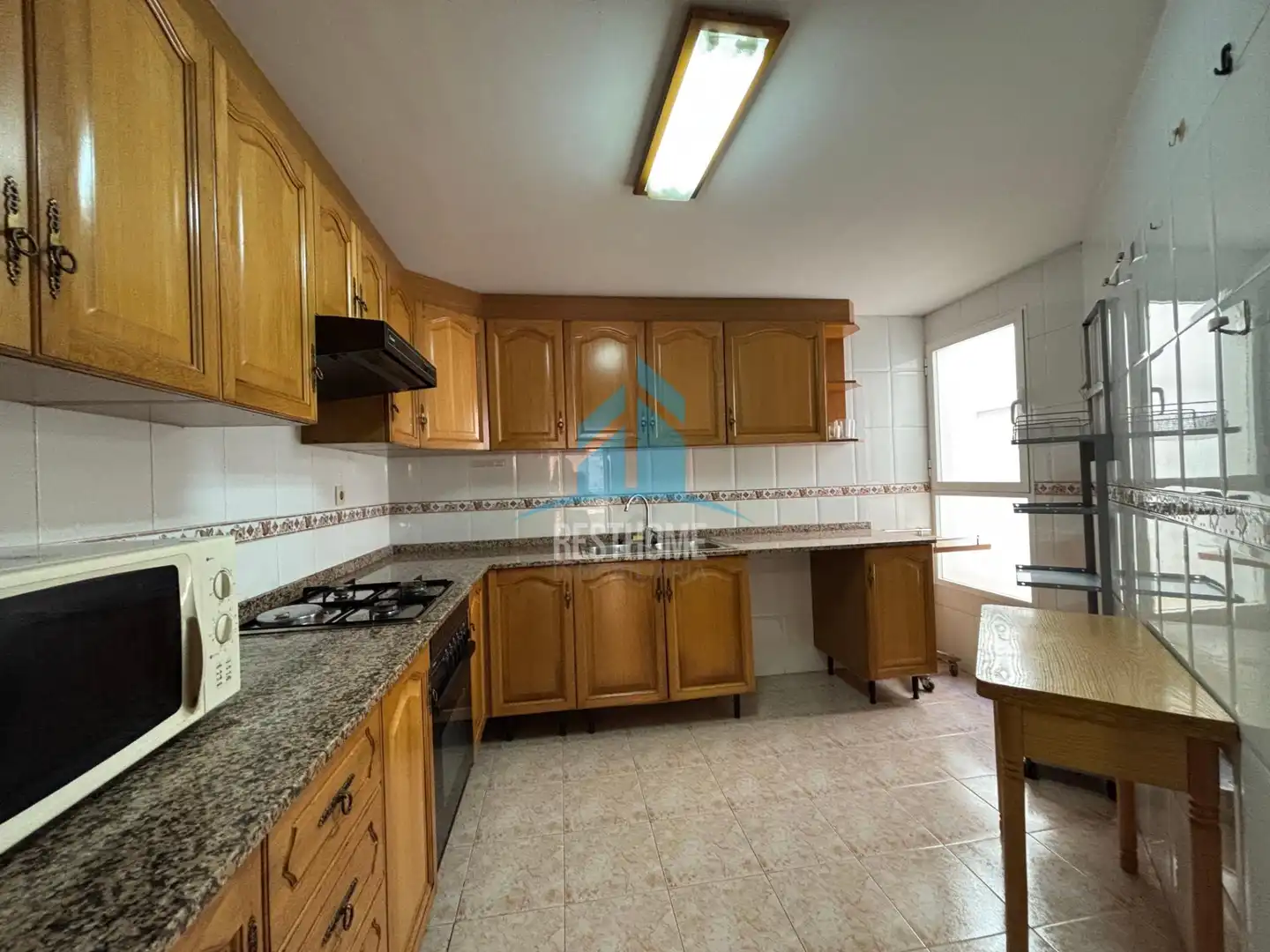 Appartamento con terrazza in vendita a Calle LLUIS VIVES, imagen 5