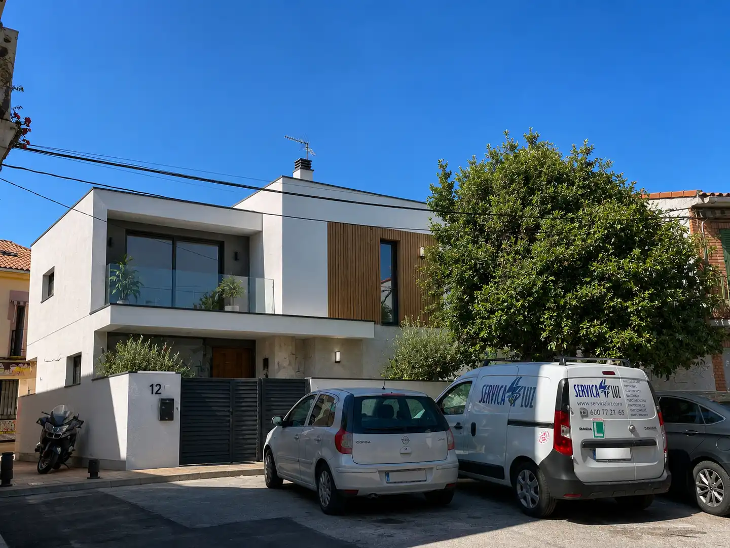 Außenansicht von Einfamilien-Reihenhaus zum Verkauf in Colmenar Viejo