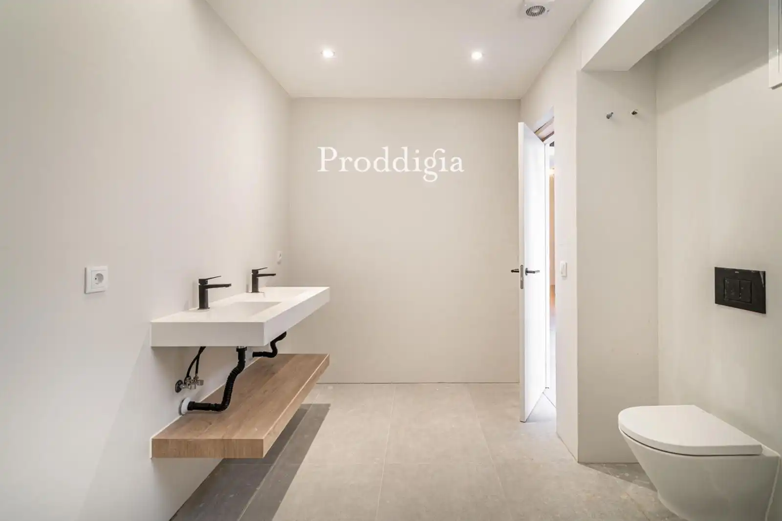 Baño de Dúplex en venta en Barcelona con Aire acondicionado, Calefacción y Terraza