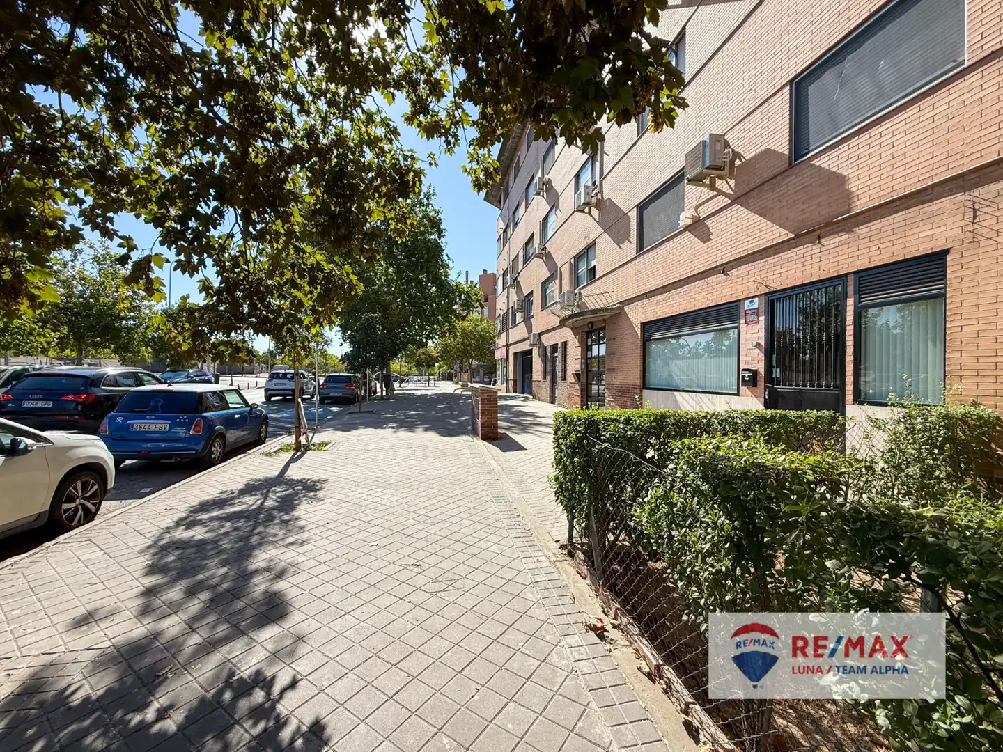 Vista exterior de Local de alquiler en Madrid con Aire acondicionado, Calefacción y Parquet