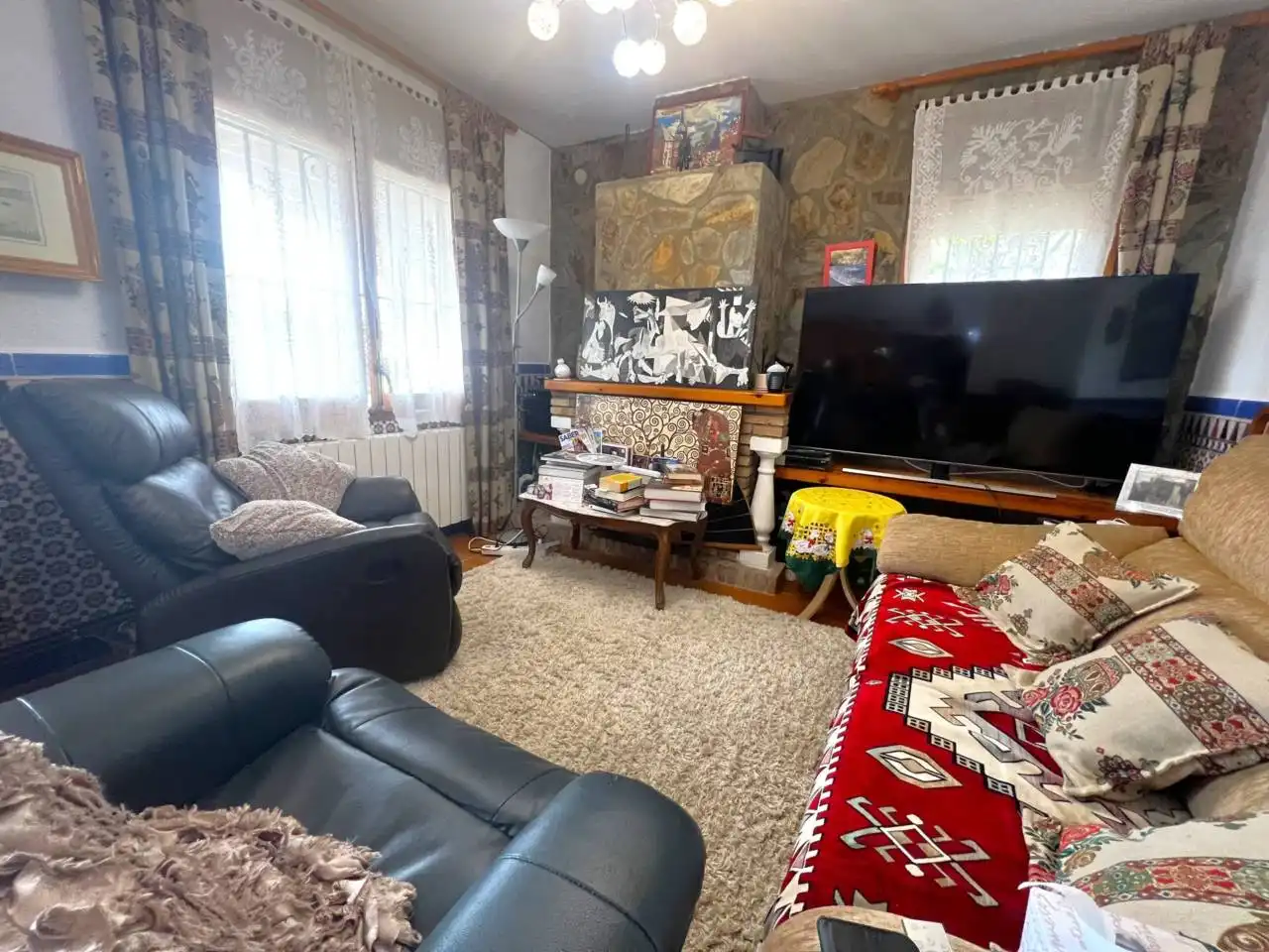 Living room of Houses for sale in Riells i Viabrea  with Air Conditioner, Heating and Private garden