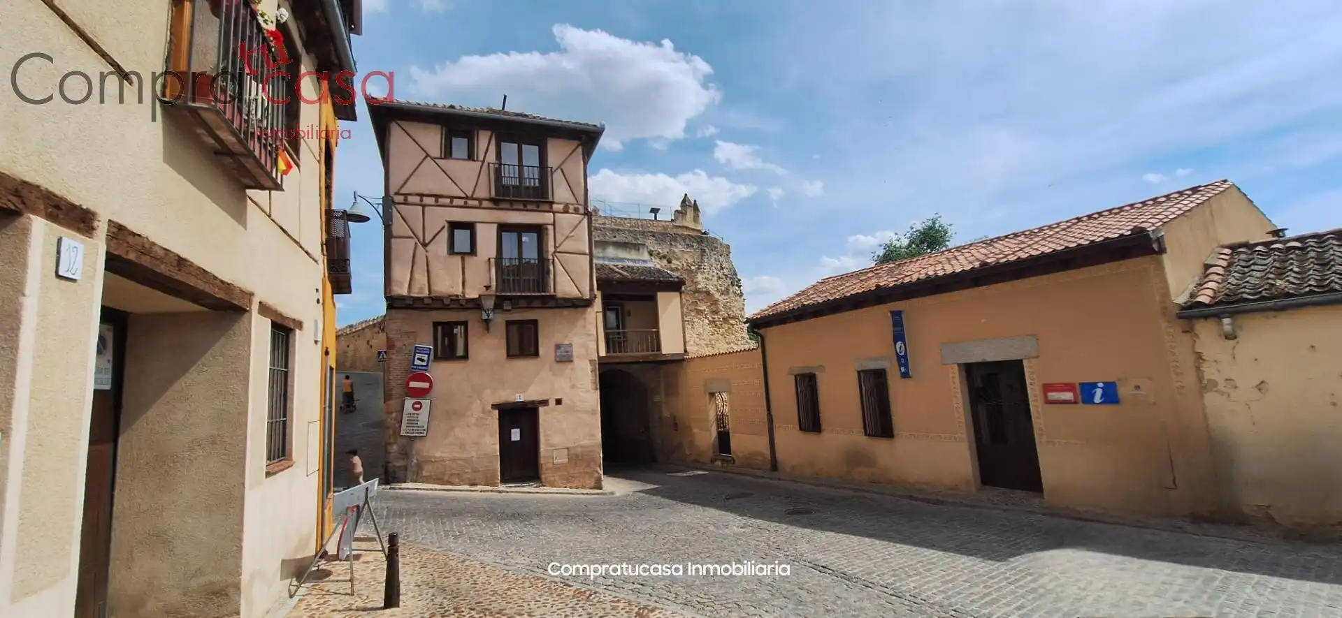 Außenansicht von Wohnungen zur Miete in Segovia mit Heizung und Möbliert