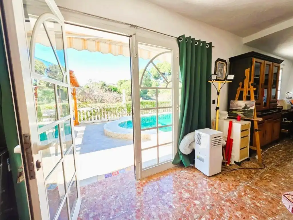 Piscina de Casa o xalet en venda en Málaga amb Aire condicionat, Jardí privat i Terrassa