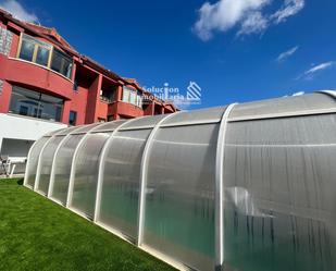 Piscina de Casa adosada en venda en Monterrubio de Armuña amb Piscina