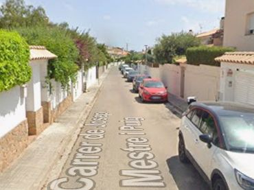 Villa zum Verkauf in Carrer de Josep Mestre i Puig