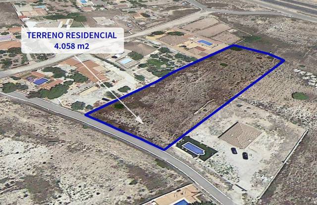 Terreno en Venta en  Av de las Islas, 23 en Moralet
