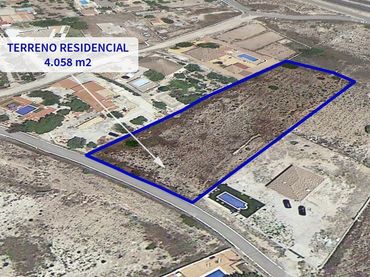 Terreny residencial en venda a Av de las Islas 23