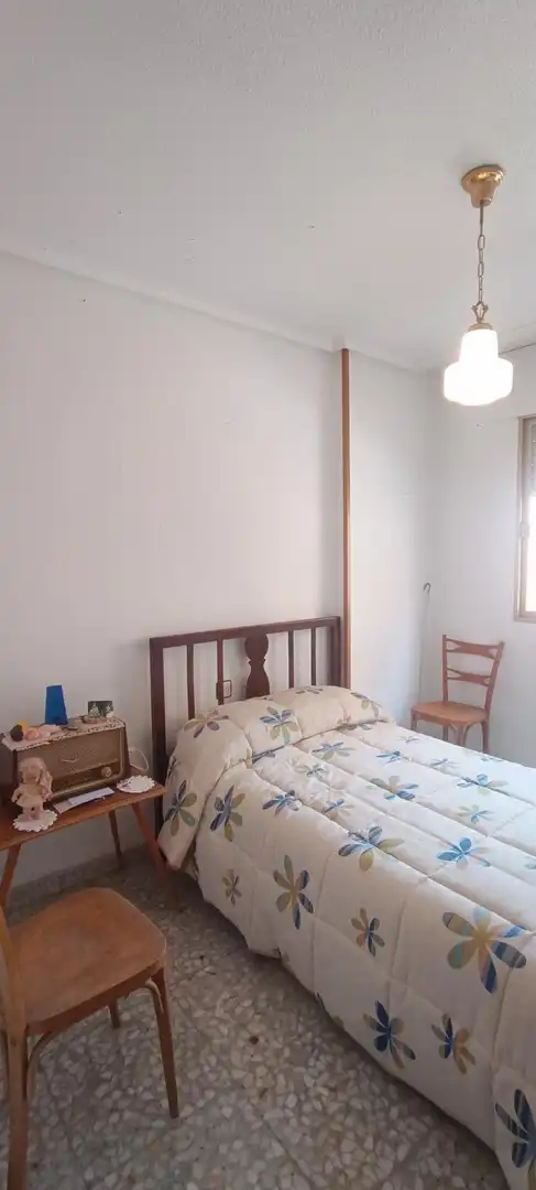 Habitación de Piso en venta en Mula con Terraza y Balcón