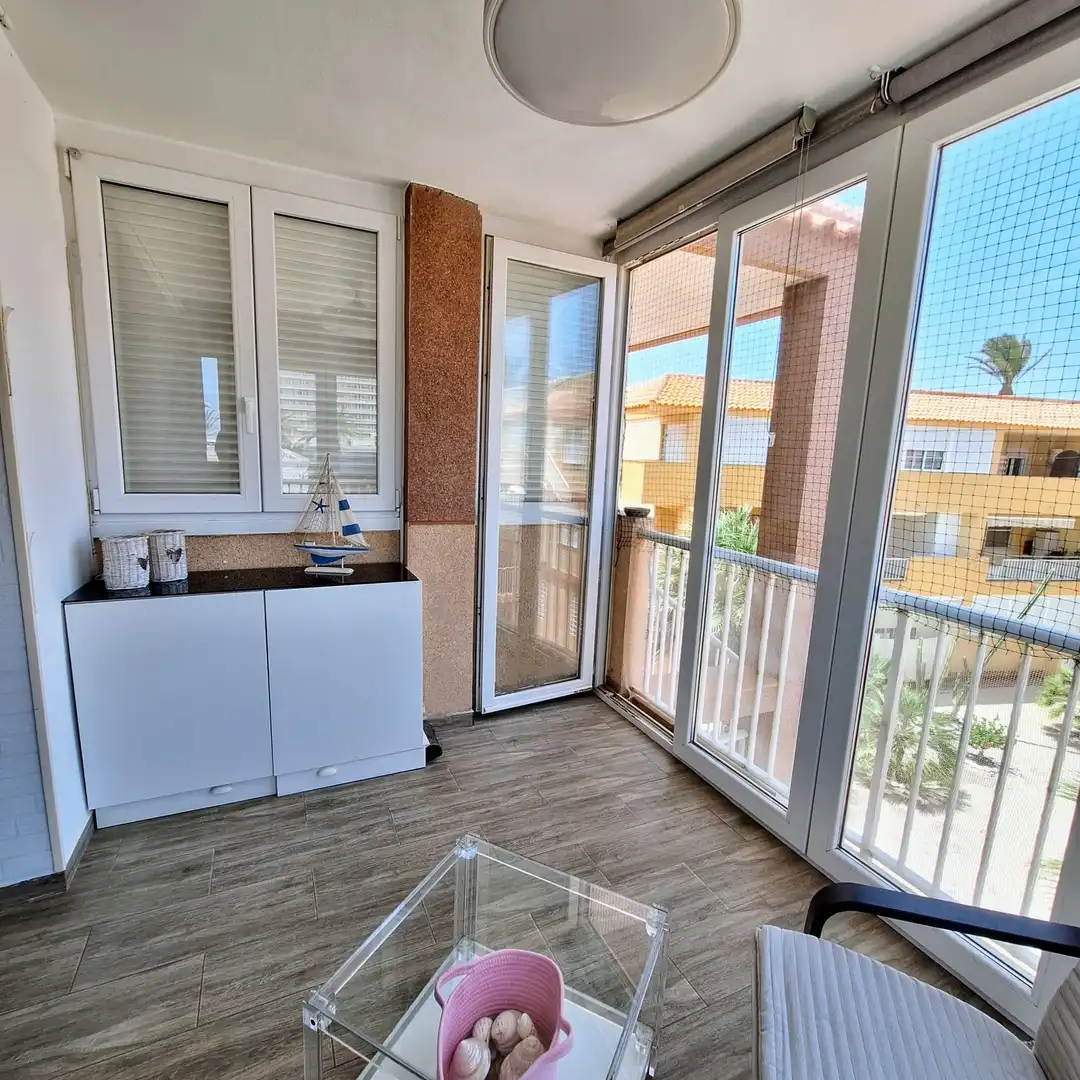 Terraza de Apartamento en venta en La Manga del Mar Menor con Aire acondicionado