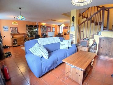 Casa a schiera con balcone in vendita a Barrio Kardeo