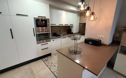 Kitchen of House or chalet for sale in Badalona  with Air Conditioner, Heating and Terrace