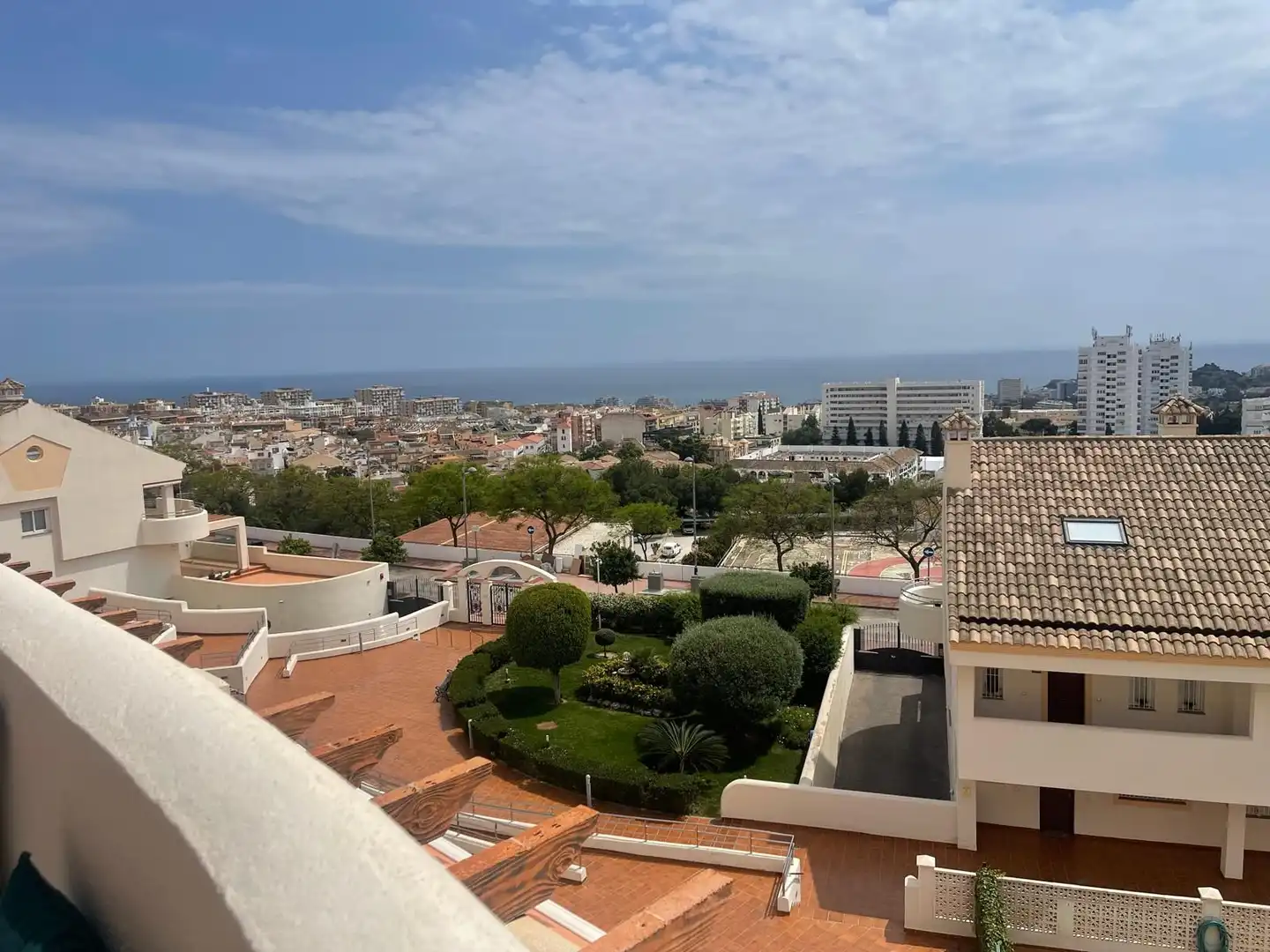 Vista exterior de Piso en venta en Benalmádena con Aire acondicionado, Terraza y Trastero