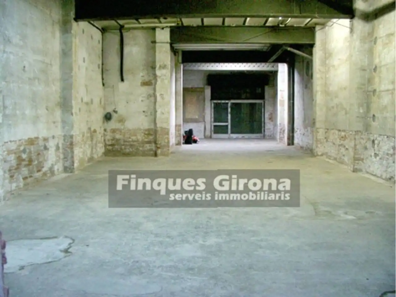 Local comercial en alquiler en Calle Figuerola, imagen 2