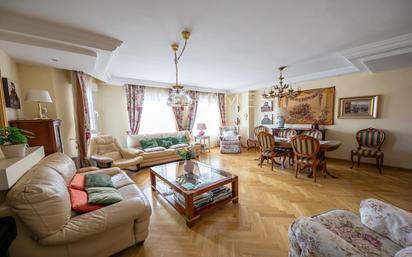 Living room of Attic for sale in  Jaén Capital  with Air Conditioner, Heating and Parquet flooring