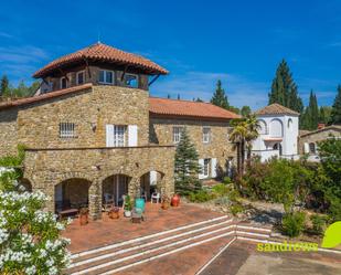 Vista exterior de Casa o xalet en venda en Cabanelles amb Terrassa