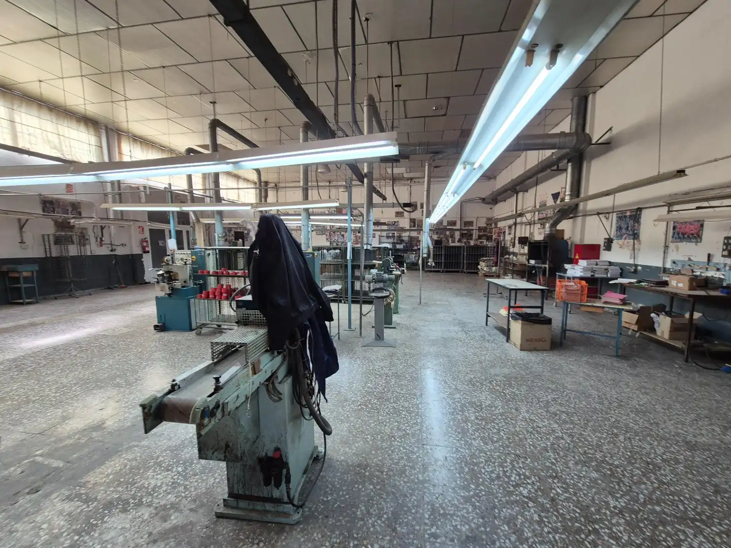 Nave industrial en venta en Elda