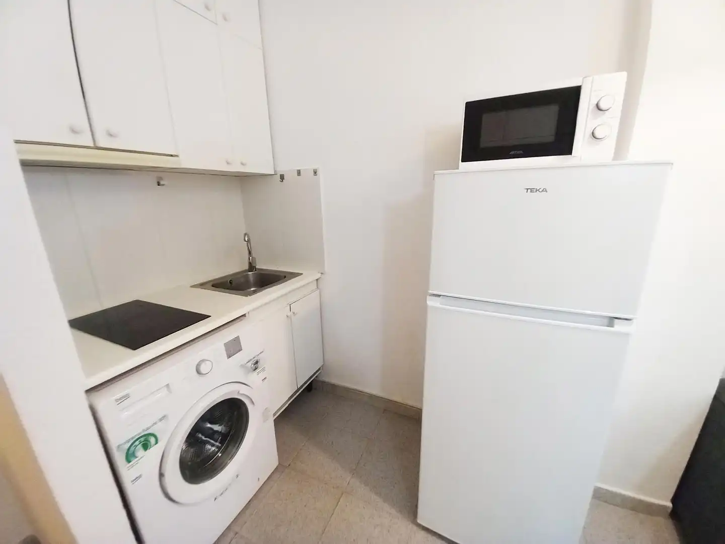 Küche von Wohnung zur Miete in Barcelona mit Terrasse, Möbliert und Waschmaschine
