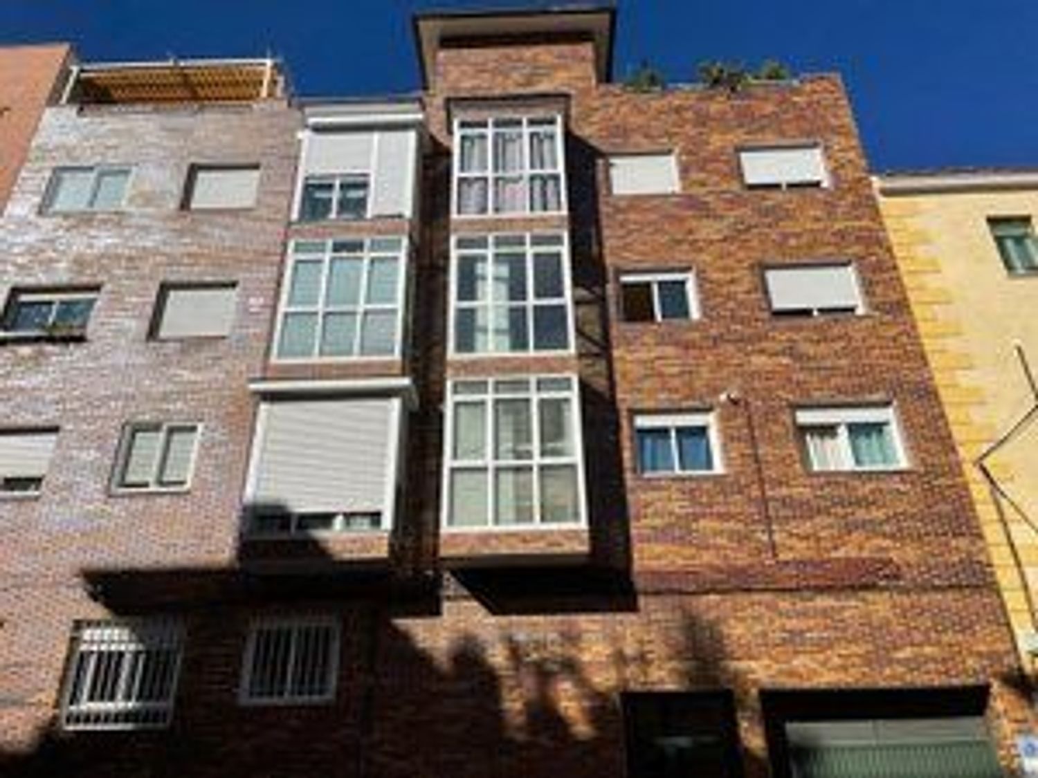 Exterior view of Flat for sale in  Madrid Capital  with Heating and Storage room