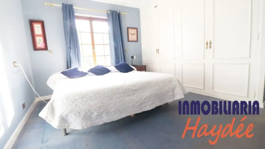 Schlafzimmer von Maisonette zum Verkauf in Leioa mit Heizung, Privatgarten und Terrasse