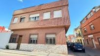 Exterior view of House or chalet for sale in La Línea de la Concepción  with Terrace