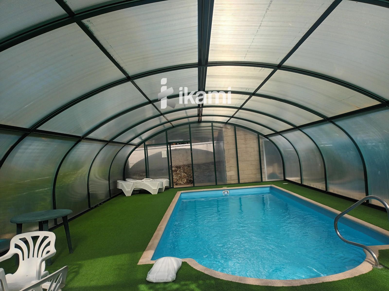 Piscina de Casa o xalet en venda en La Hoya  amb Calefacció, Jardí privat i Terrassa