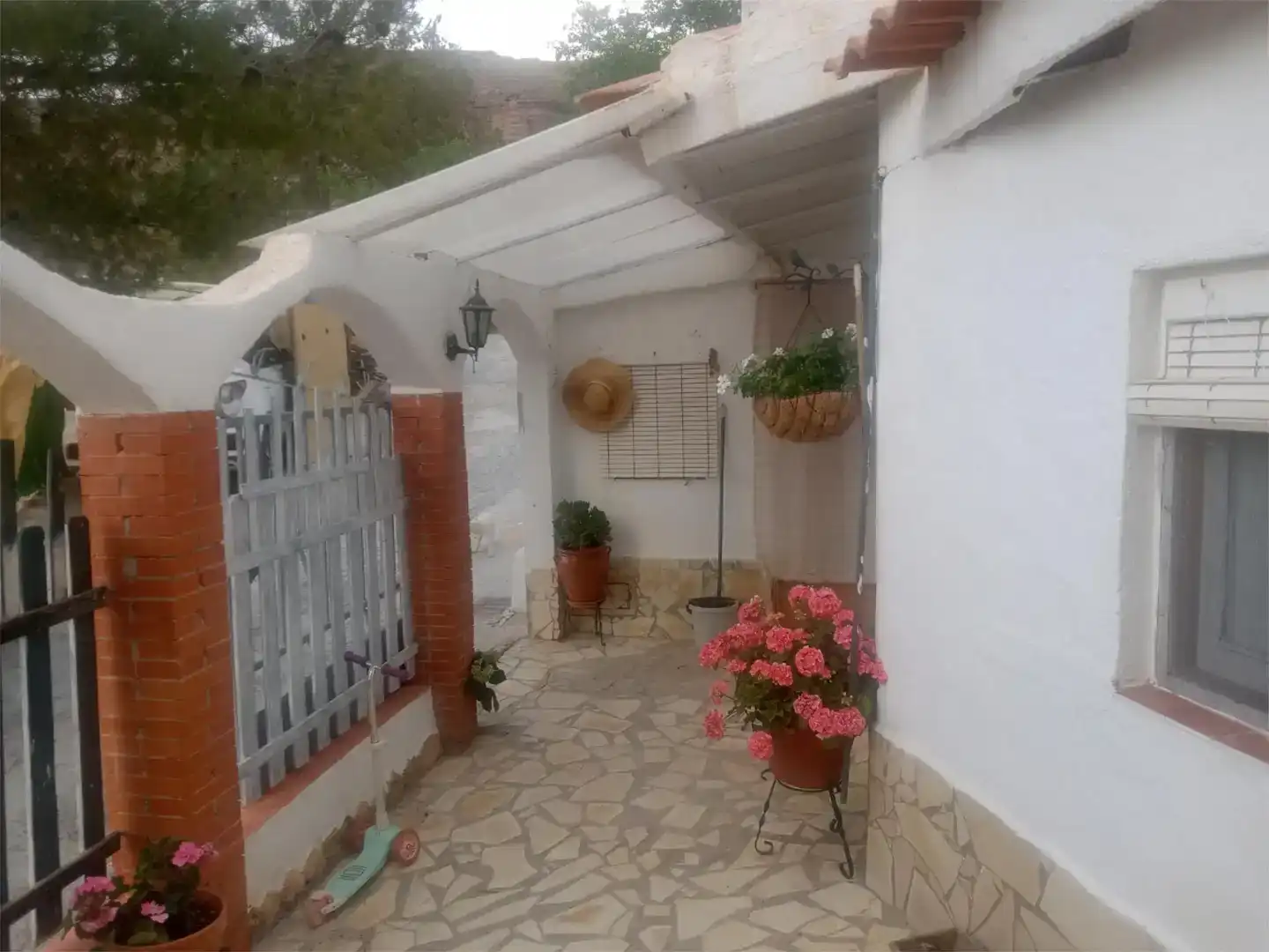 Flat for sale in Gorafe  with Air Conditioner, Private garden and Parquet flooring