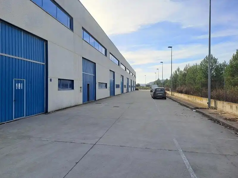 Vista exterior de Nave industrial de alquiler en Lanciego / Lantziego