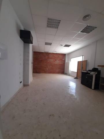 Local comercial en Venta en Calle Calle Diego de Vergara en Los Castillejos - La Trinidad