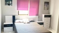 Bedroom of Flat for sale in  Madrid Capital  with Air Conditioner