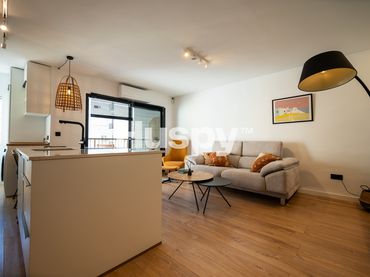 Wohnung mit Balkon zum Verkauf in Carrer de Pere Francès
