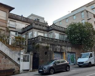 Vista exterior de Terreny industrial en venda en Vigo 
