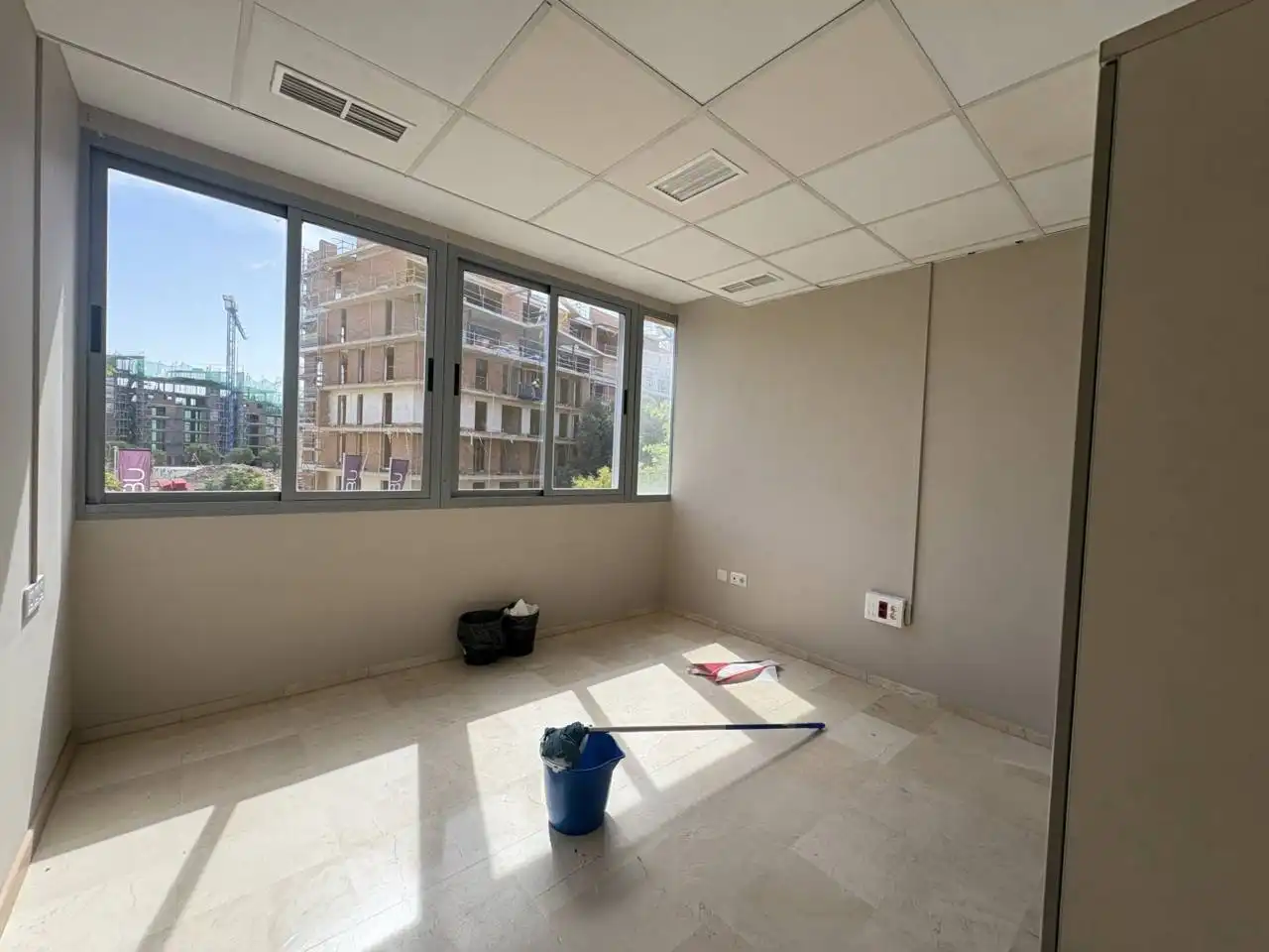 Büro mit Aufzug zur Miete in Calle CAÑOS DE CARMONA, imagen 3