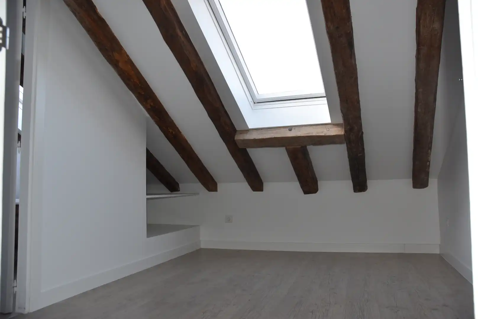 Habitación de Ático de alquiler en Madrid con Aire acondicionado, Calefacción y Parquet