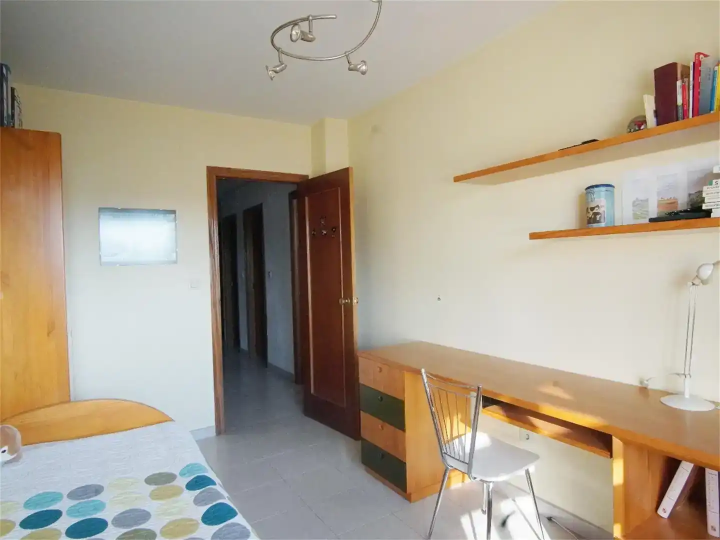 Habitación de Piso en venta en Peñafiel con Amueblado y Balcón